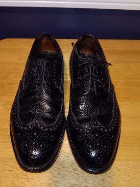 Florsheim Vintage Royal Imperial Men's Wingtip Leather Dress Shoes Size 9 1/2